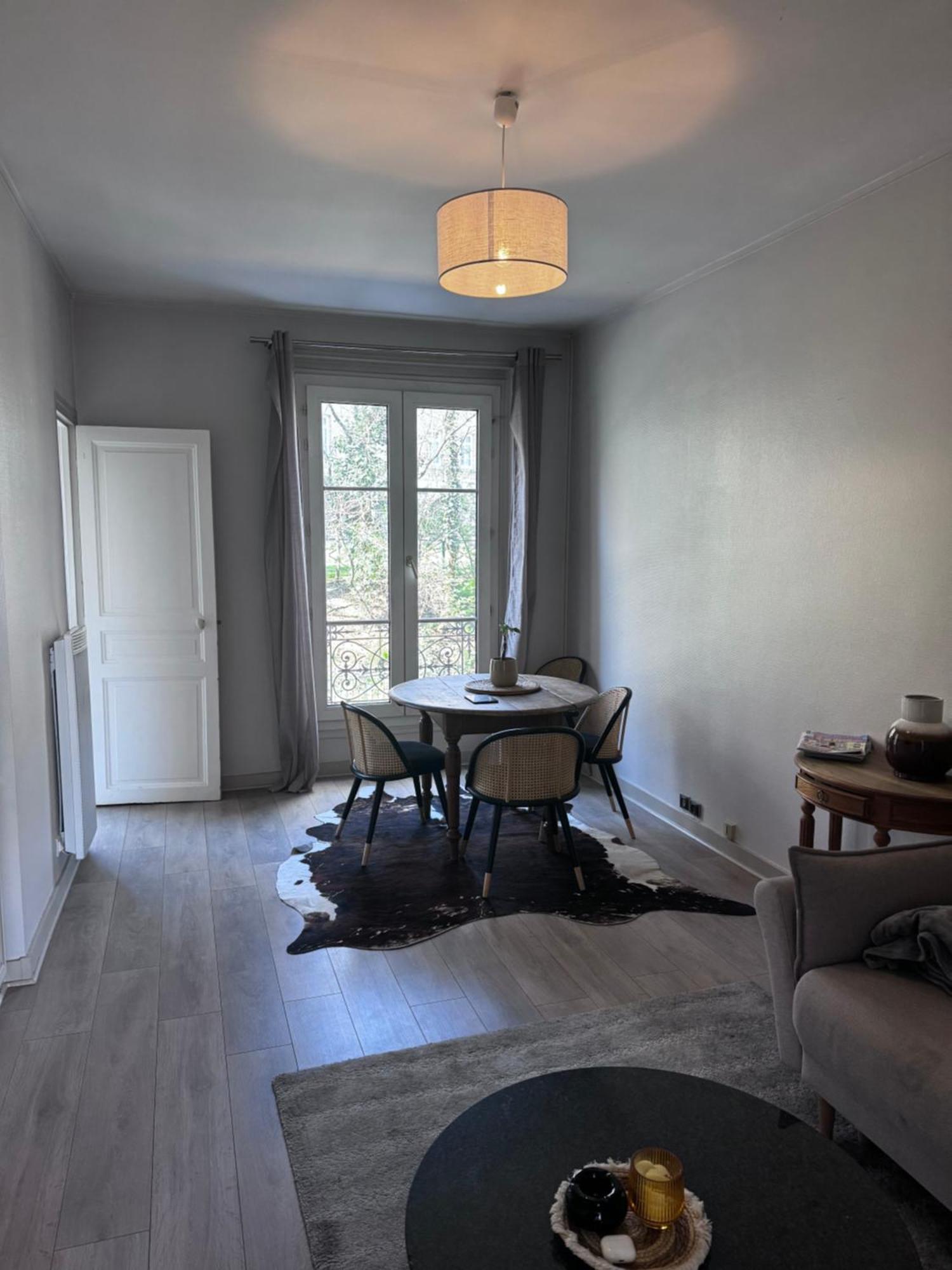 Spacieux Appartement A 50M Du Sacre Coeur - Magnifique Vue Paris Ngoại thất bức ảnh